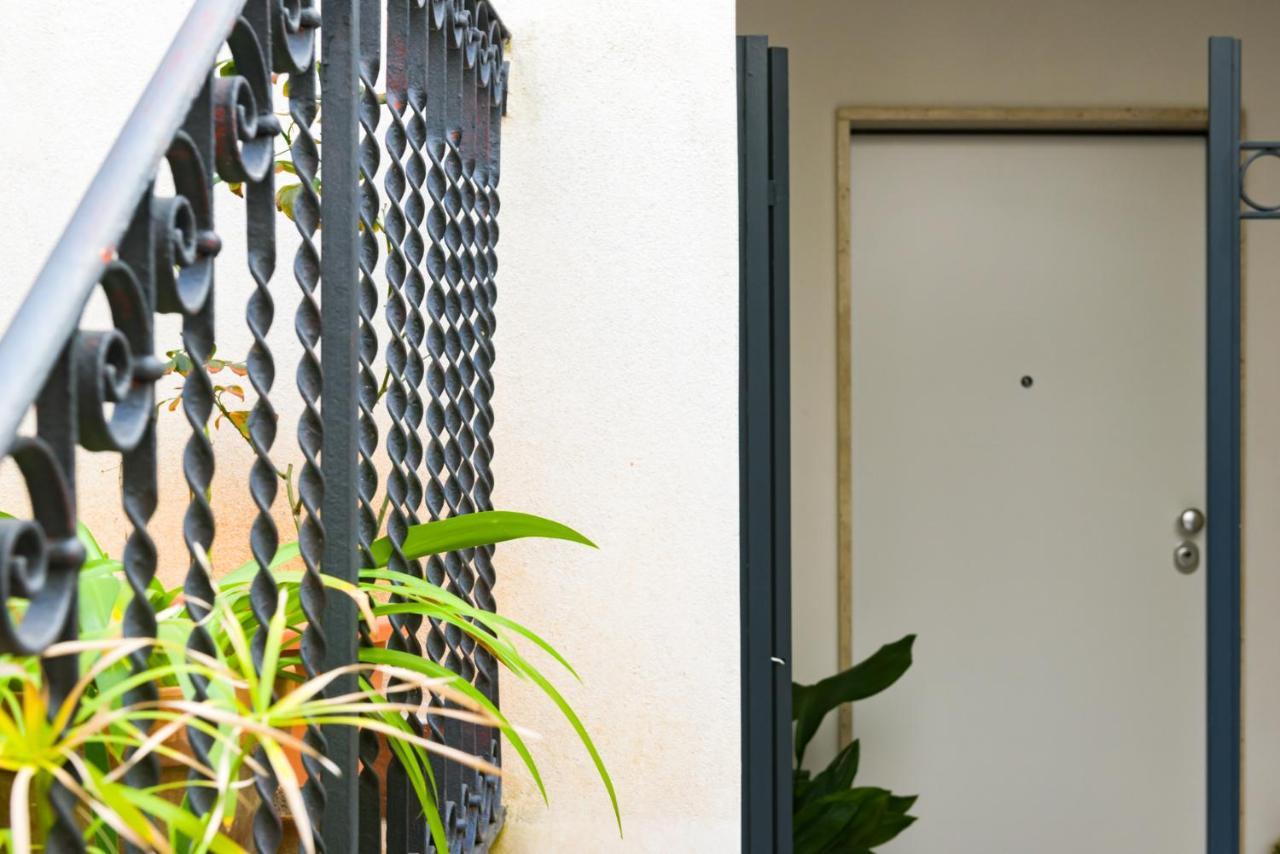 La Nassa Suites & Rooms مازارا ديل فالو المظهر الخارجي الصورة